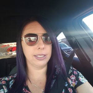 Meet your Posher, Stephani